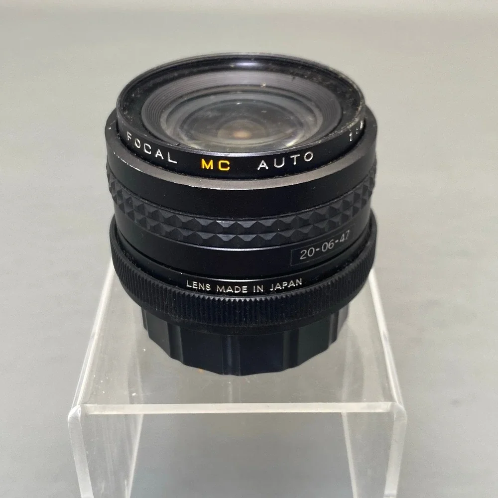 FOCAL 28mm F 2.8 WIDE ANGLE LENS MC AUTO SKYLIGHT 52 MM WITH LENS UNTESTED